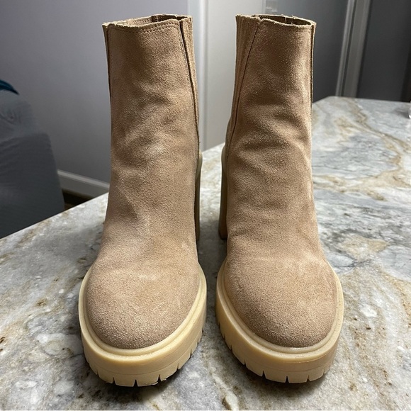 Dolce Vita Caster Dune Suede H20 100% Waterproof Chelsea Boot Size 10 - Picture 2 of 12